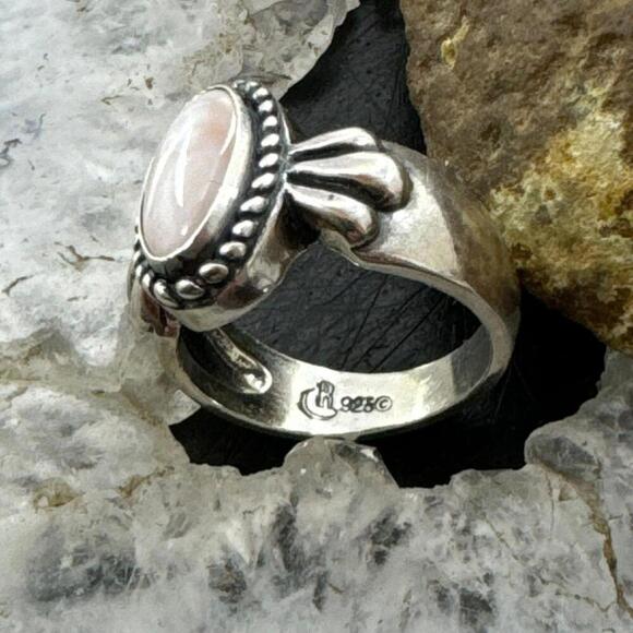 Carolyn Pollack Sterling Silver Oval Mother of Pearl Ring Size 6 For Women - Picture 7 of 10